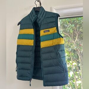 Patagonia Down Sweater Vest size men’s XS new